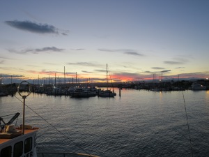 Schöner Sonnenuntergang über'm Jachthafen